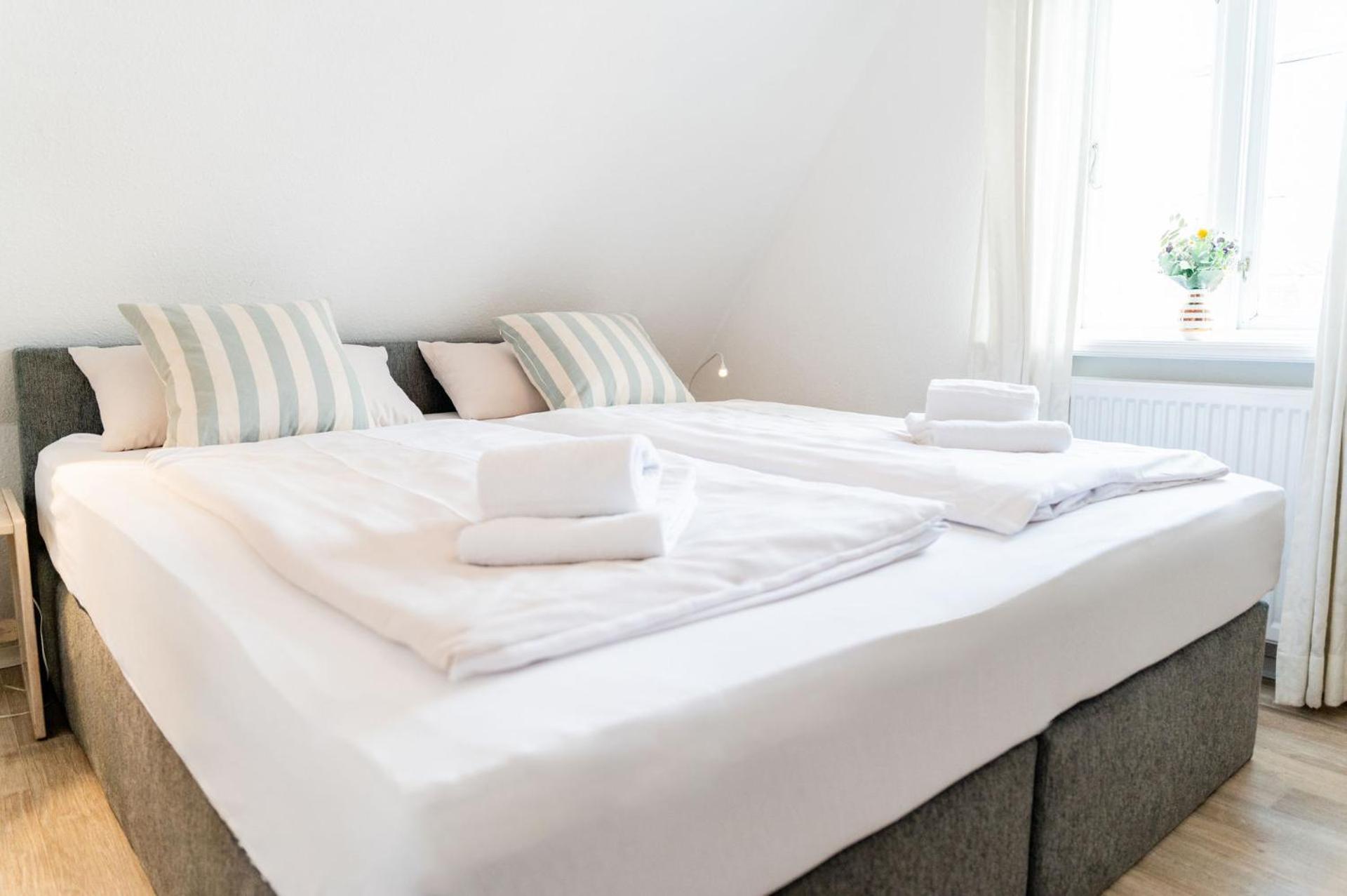 Hafenblick Ferienwohnung In Der Altstadt Mit Parkplatz Flensburg Ngoại thất bức ảnh